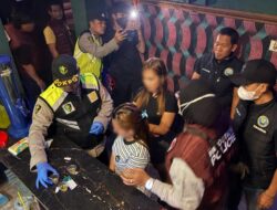 Tindaklanjuti Laporan Warga, Satresnarkoba Polres OKI dan BNN Tes Urine 21 Orang di Tempat Hiburan Malam
